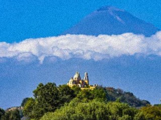 Mexická perla v tieni sopky: Puebla ukrýva najväčšiu pyramídu sveta