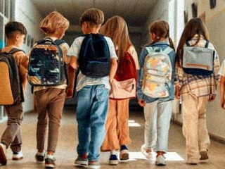 Nové Zámky: Školy otvoria 17 nových tried, čakajú príchod viac ako 400 prvákov